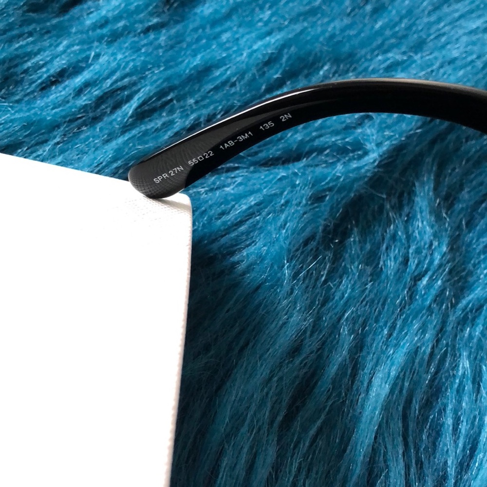 Prada sunglasses - Picture 3 of 6